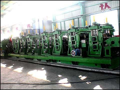 Fabricação de tubos de aço laminados a quente