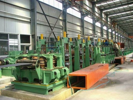 Fabricação de tubos de aço laminados a quente