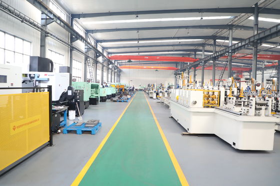 Máquina de rolamento do tubo para o tubo da mobília, tubulação do núcleo que faz a máquina